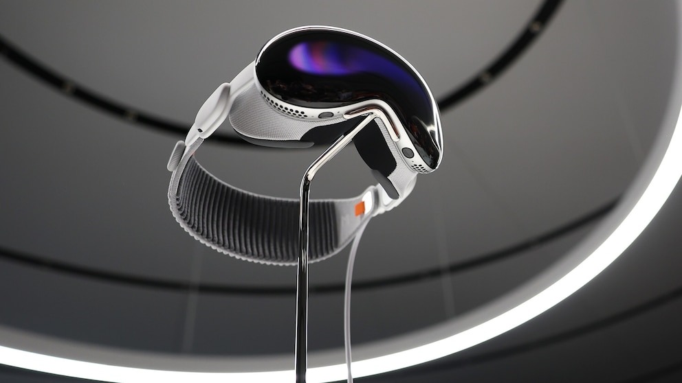 Apple's Vision Pro Headset: A New Frontier in China and Beyond