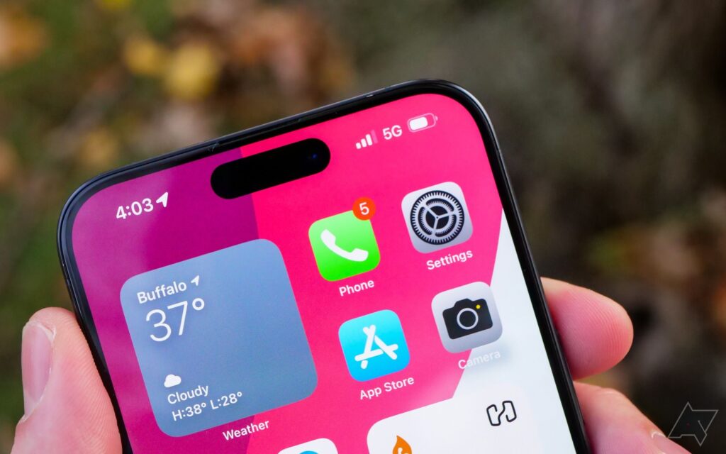 iOS 18 Introduces a Dedicated Power Button: Simplifying the iPhone Shutdown Process