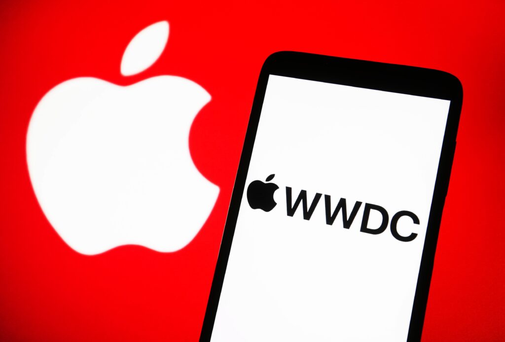 AI Takes Center Stage at Apple's WWDC 2024