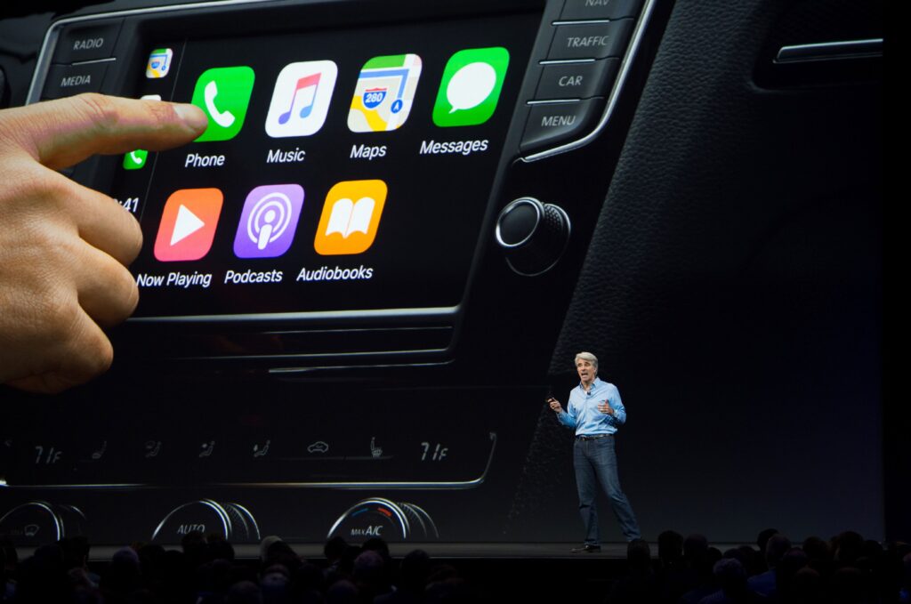 iOS 18 Brings Fresh Look to CarPlay with New Wallpaper Options