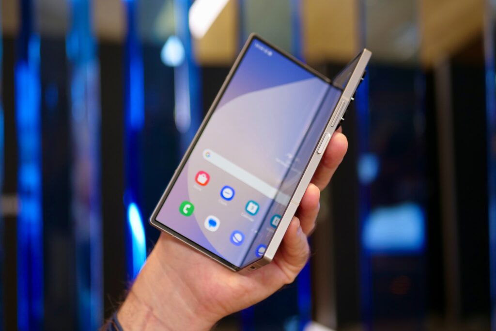 Samsung Galaxy Z Fold 6: Setting New Standards for Foldable Phone Cameras