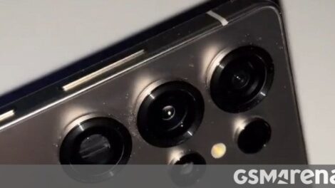 Details on Galaxy S25 Ultra's Main Camera Spotted in Listing