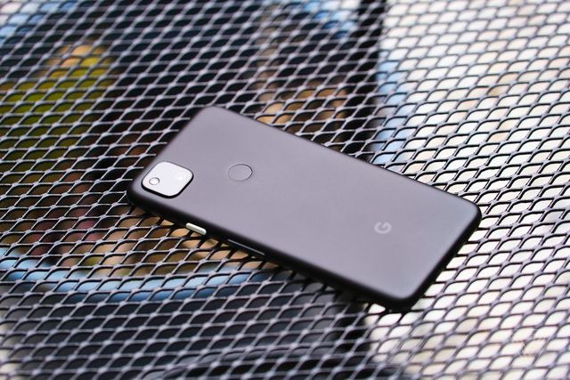 Google’s new Pixel 4A update is going to lower battery life for some owners